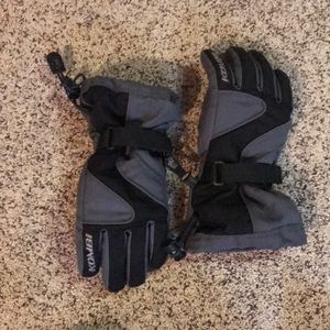 Kombi snow gloves size size medium juniors